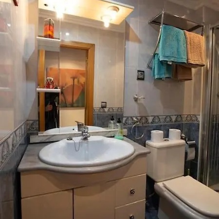 Aptoacogedor Apartman *